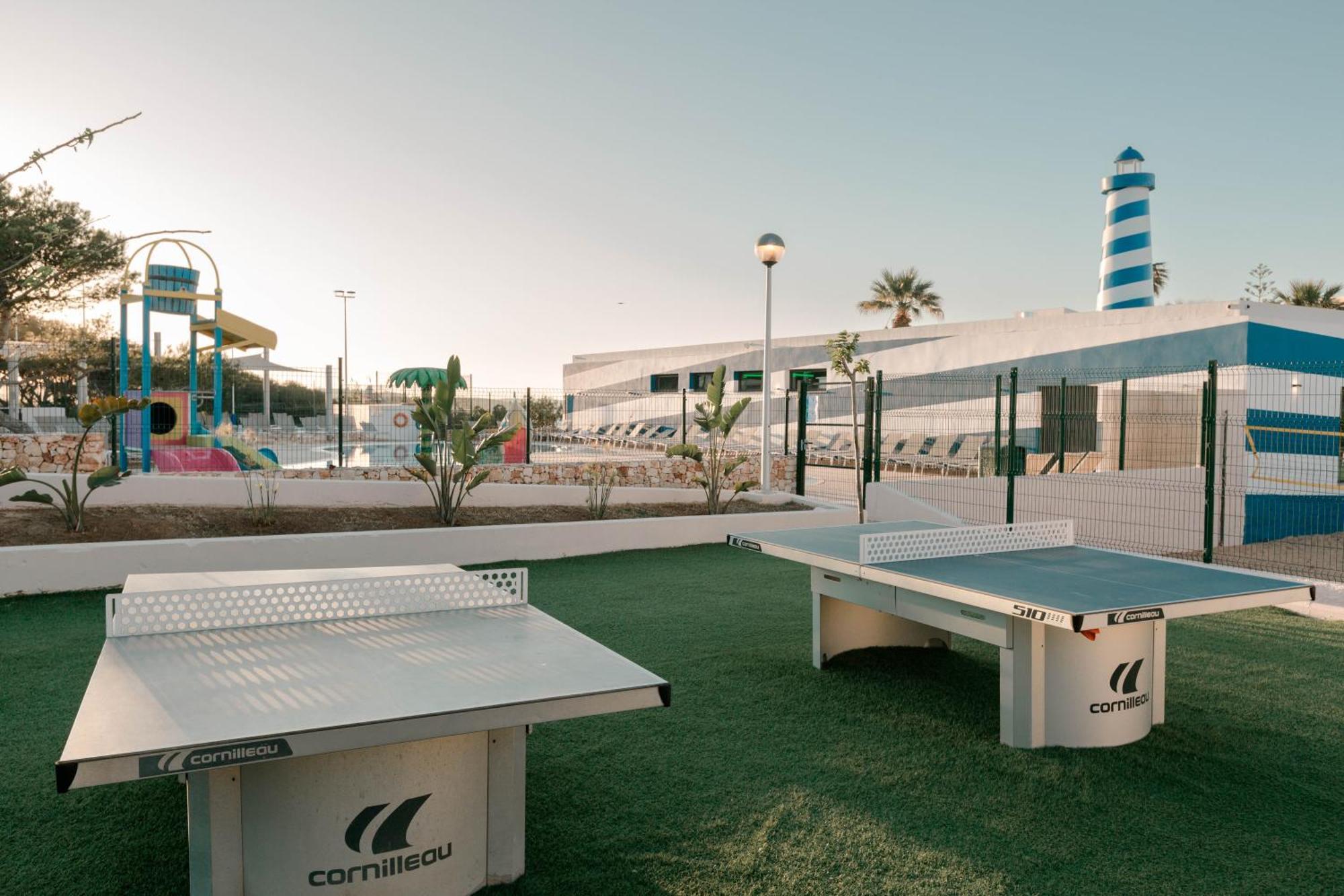 Club Hotel Aguamarina Arenal d'en Castell Exterior photo